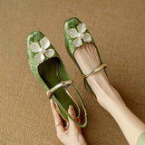 Susanna - Elegant Shoes with Floral Detail